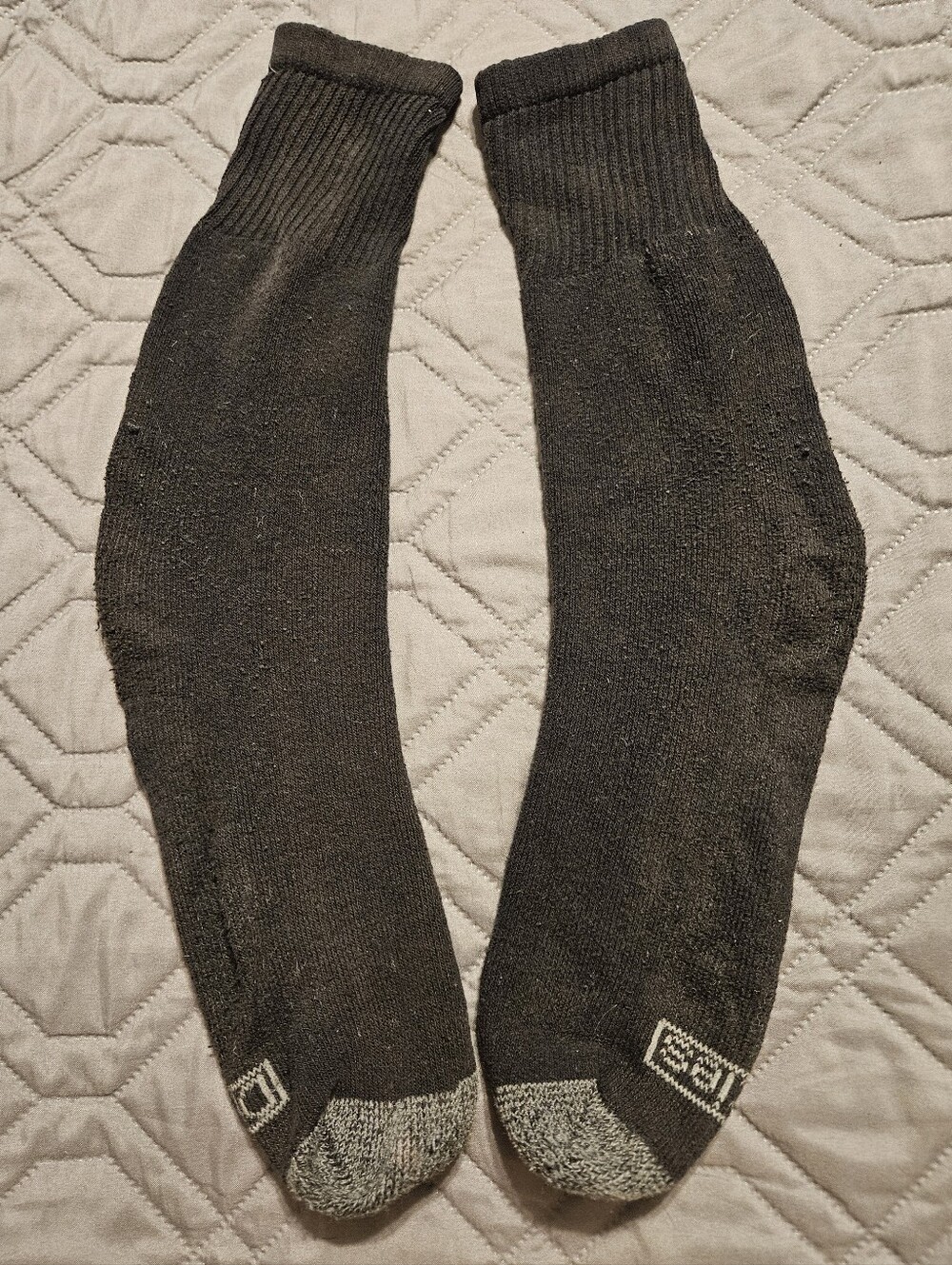 Men's Black Crew Socks with Reinforced Gray Toe - Unbranded